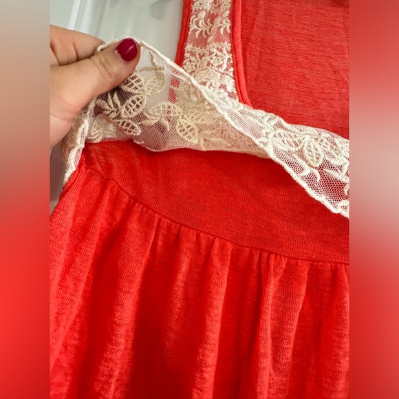 Mary Jane Lace Tank Top                            Size - M - Picture 6 of 9